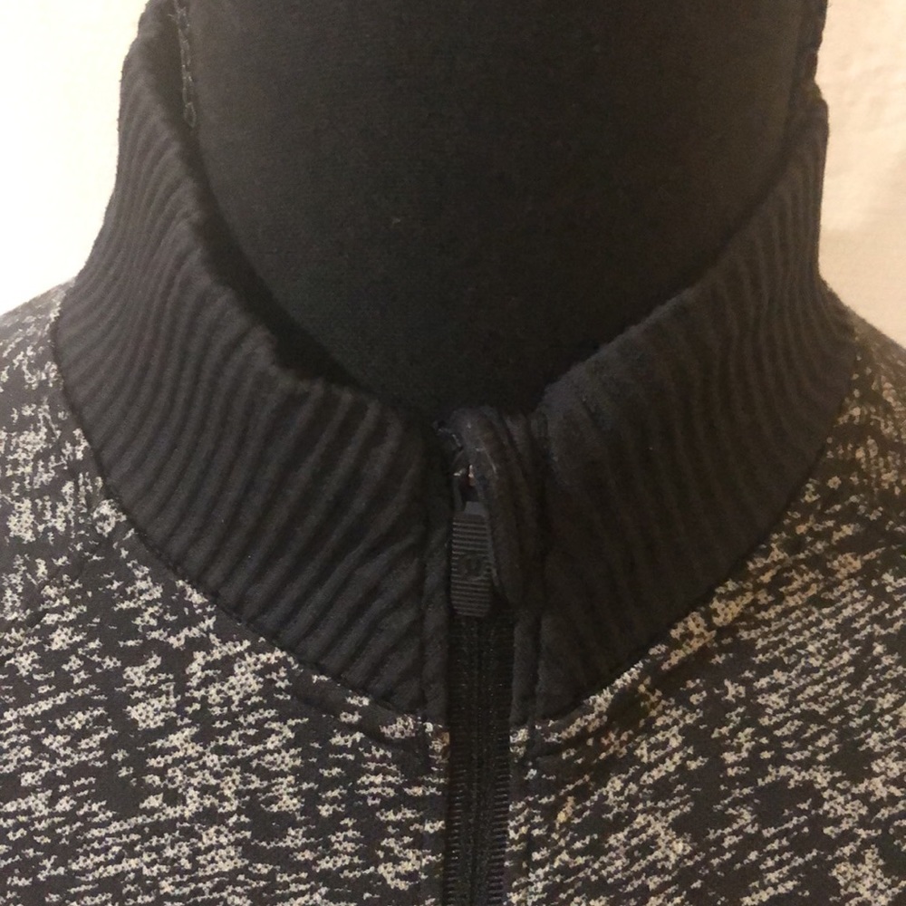 Lululemon Half Zip Pullover - image 3